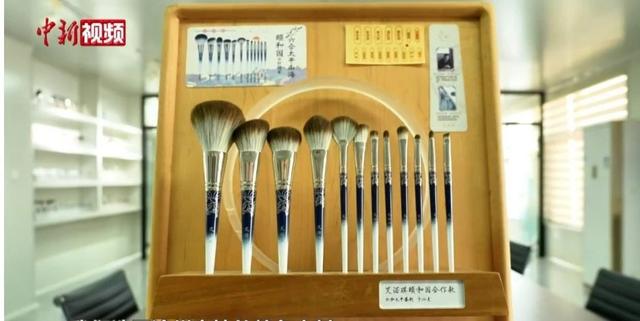 真有“两把刷子”！麻将胡了app沧州